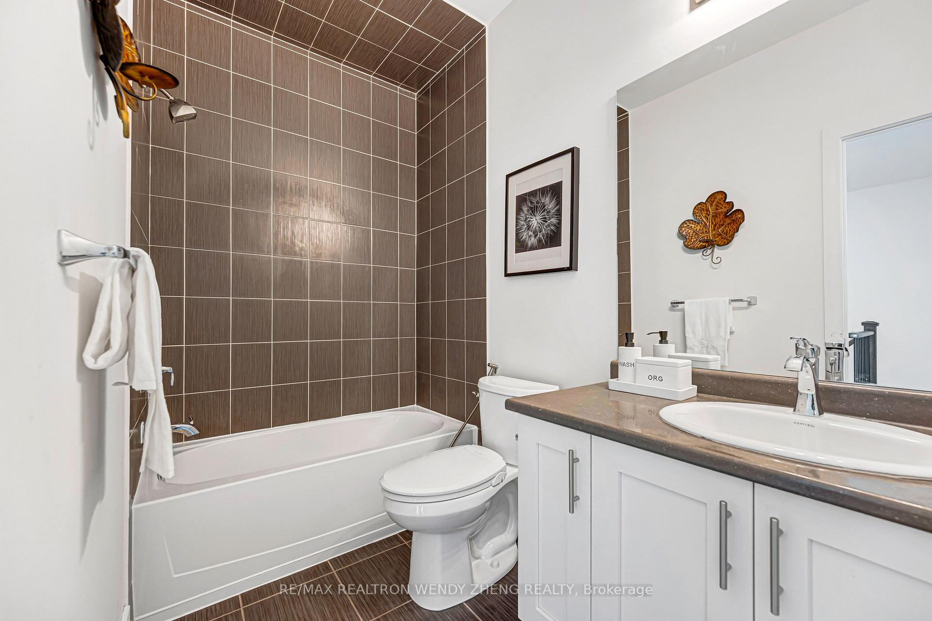 Photo 30 of 9184 Bathurst Street, Vaughan, Patterson — HOMEH