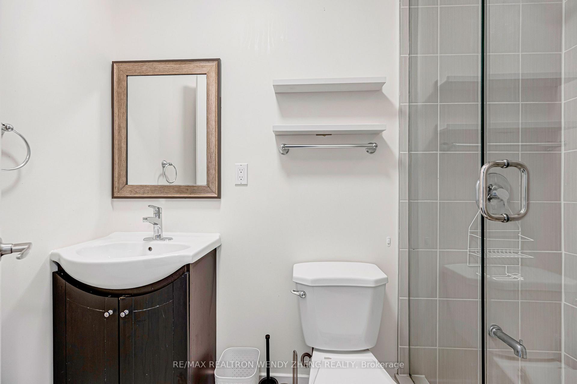 Photo 32 of 9184 Bathurst Street, Vaughan, Patterson — HOMEH