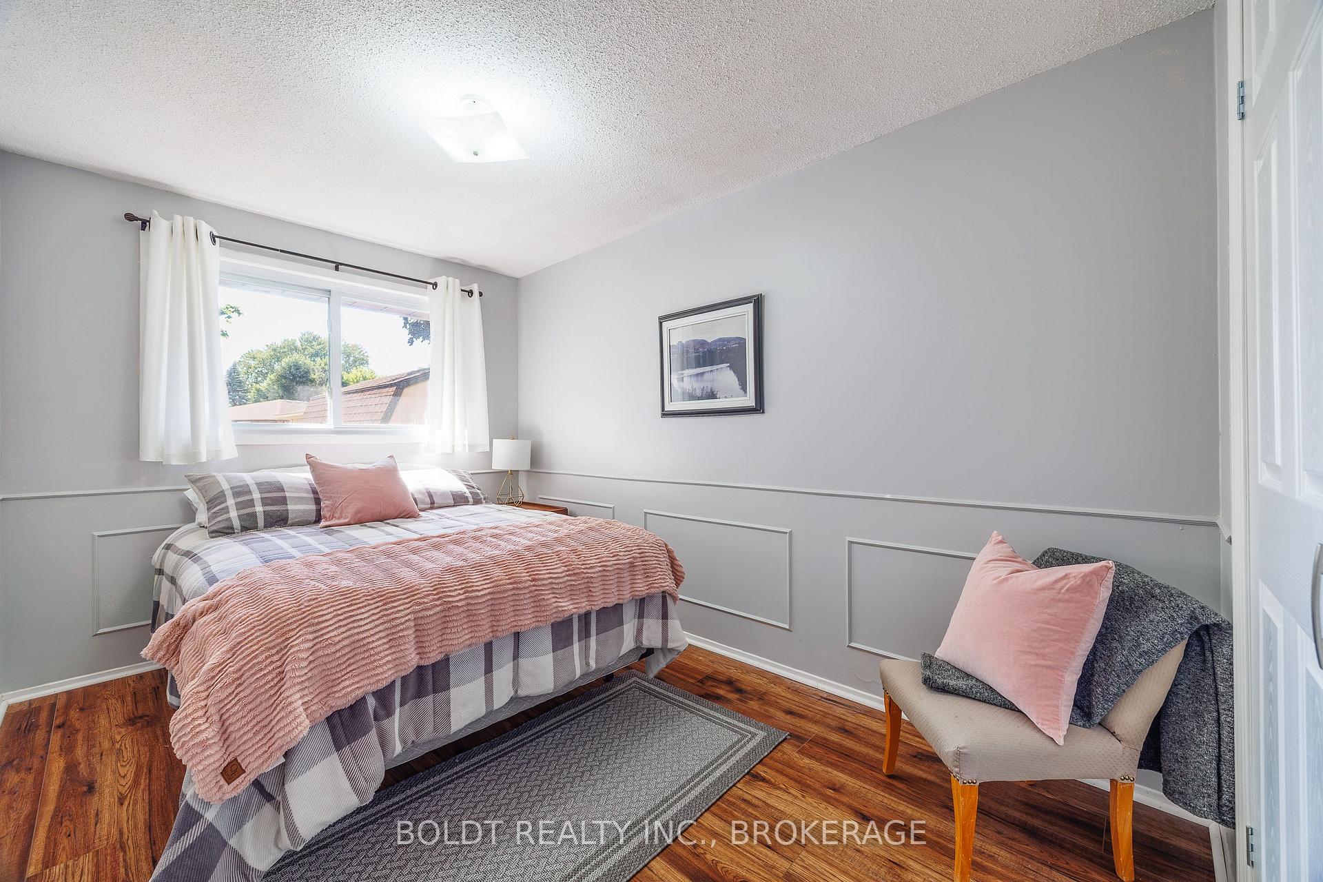 Photo 17 of 77 Elma Street, St. Catharines, Lakeport — HOMEH