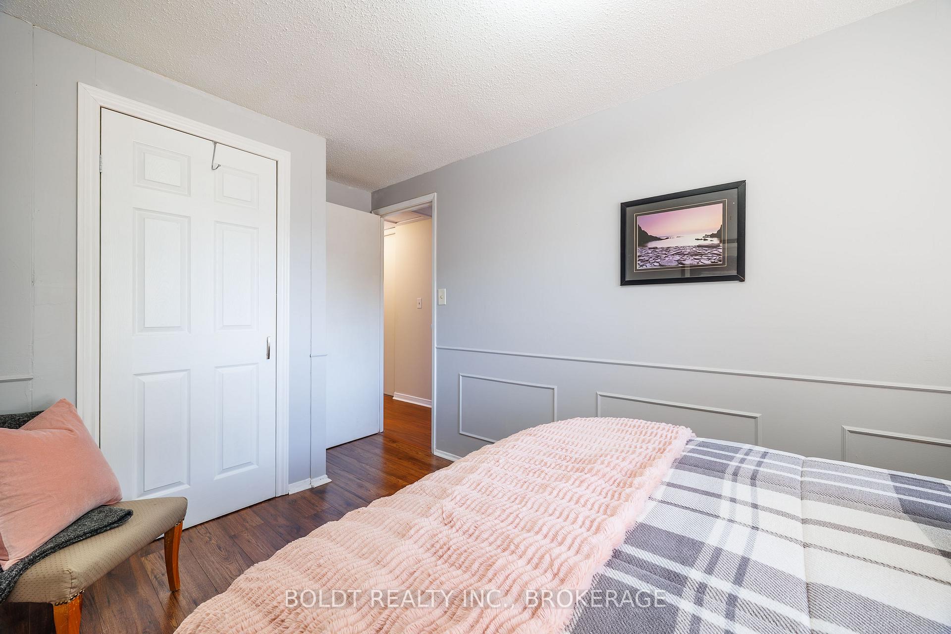 Photo 18 of 77 Elma Street, St. Catharines, Lakeport — HOMEH