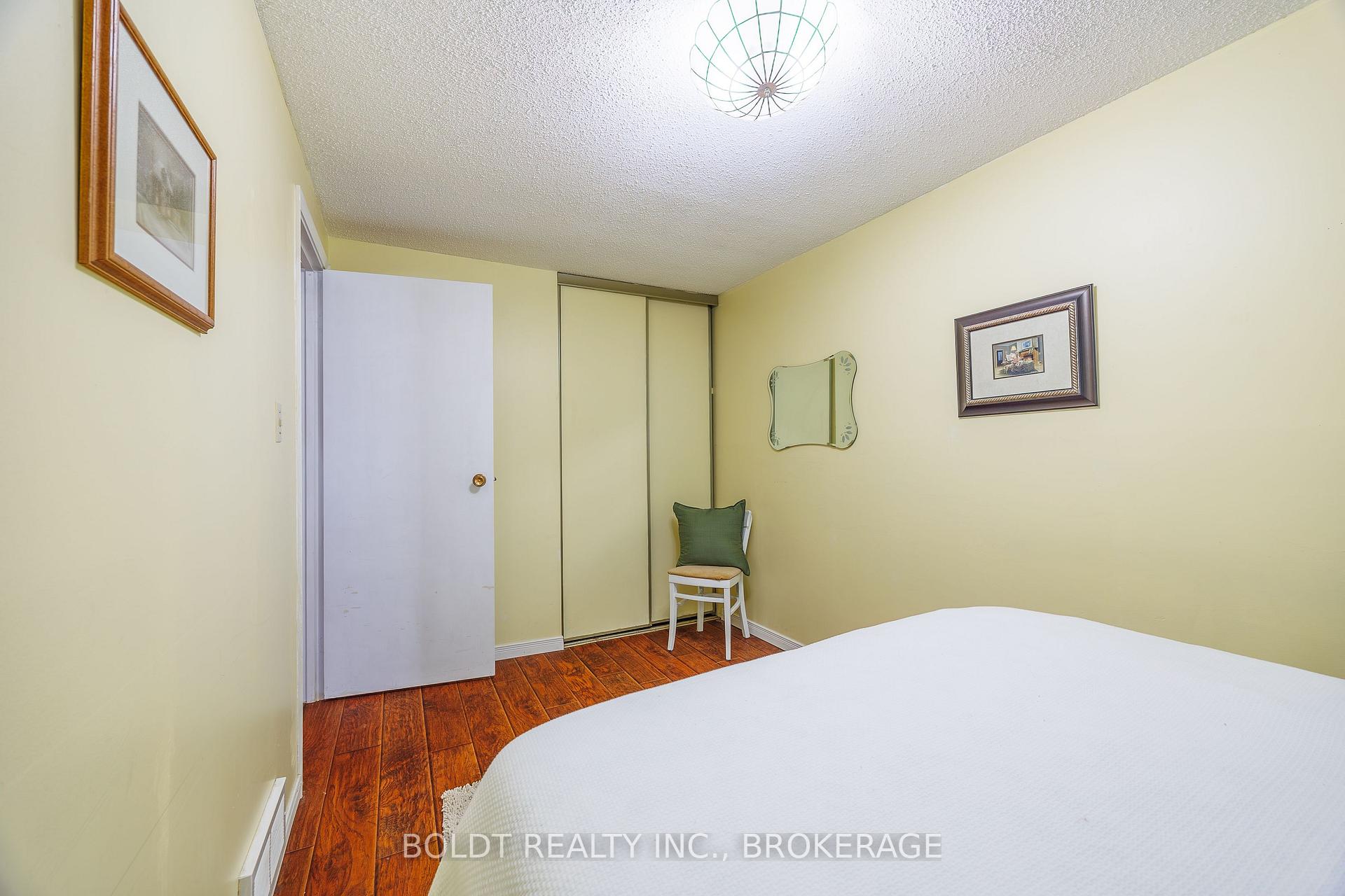 Photo 23 of 77 Elma Street, St. Catharines, Lakeport — HOMEH