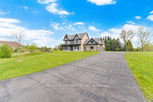 Photo 3 of 26 Country Meadows Drive, Amaranth, Rural Amaranth — HOMEH