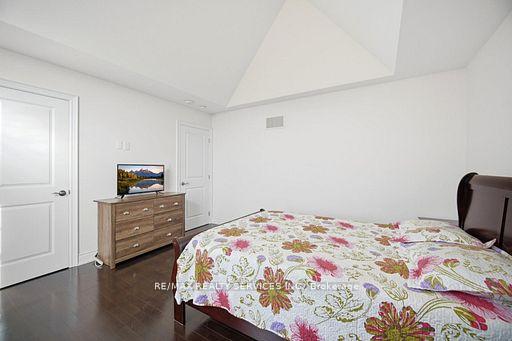 Photo 35 of 26 Country Meadows Drive, Amaranth, Rural Amaranth — HOMEH