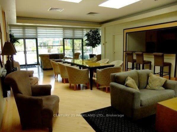 Photo 3 of Unit 401, 77 Avenue Road, Toronto, The Annex — HOMEH