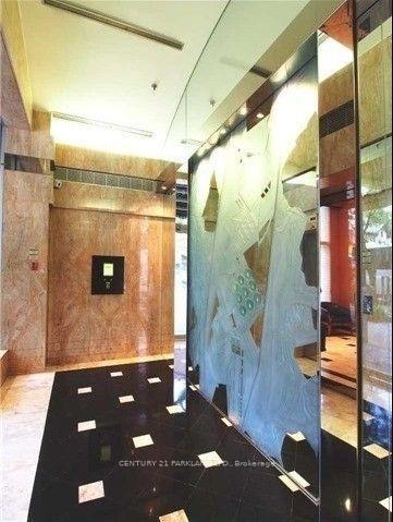 Photo 5 of Unit 401, 77 Avenue Road, Toronto, The Annex — HOMEH