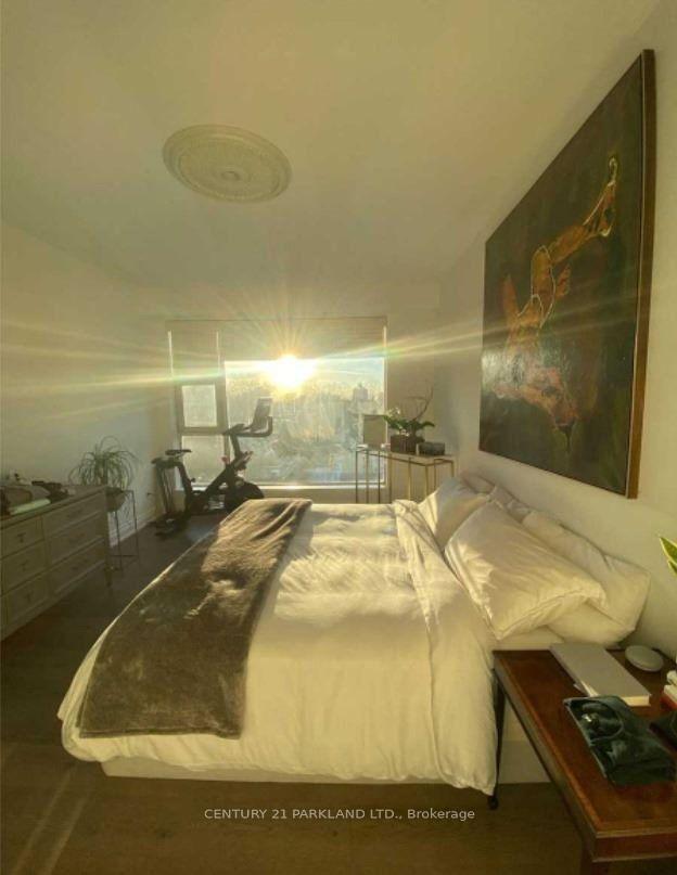 Photo 12 of Unit 401, 77 Avenue Road, Toronto, The Annex — HOMEH