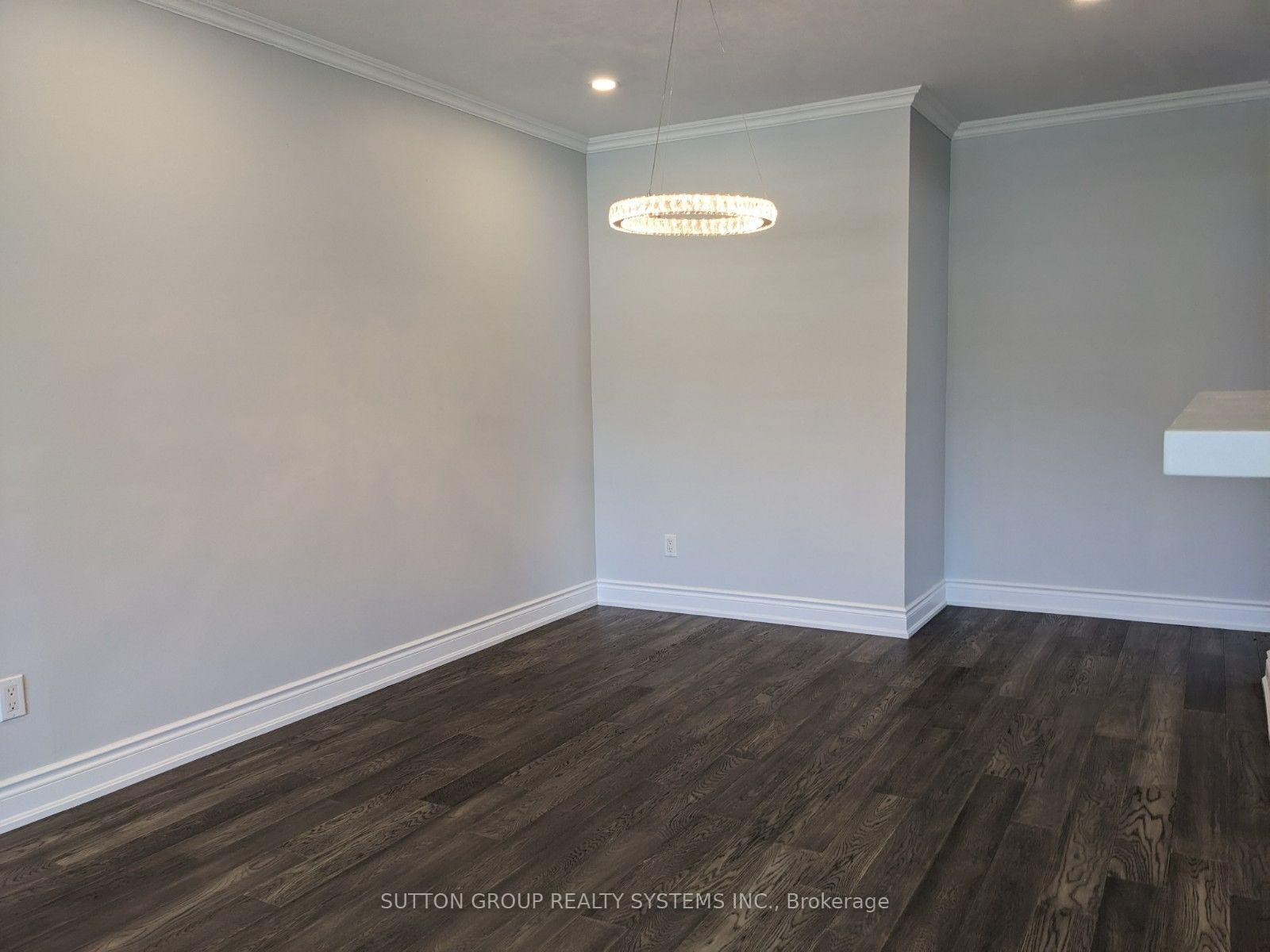 Photo 7 of 297 Balmoral Drive, Brampton, Avondale — HOMEH