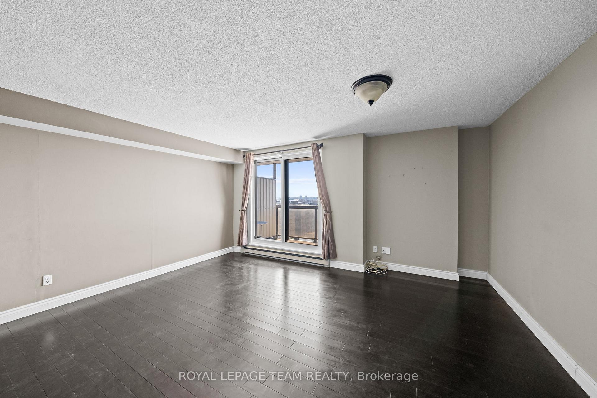 Photo 10 of Unit 1705, 199 Kent Street, Ottawa, Ottawa Centre — HOMEH