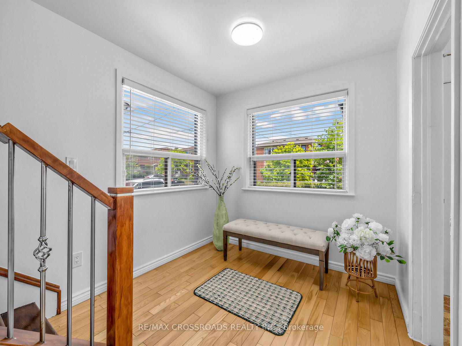Photo 4 of 80 Gray Avenue, Toronto, Rockcliffe-Smythe — HOMEH