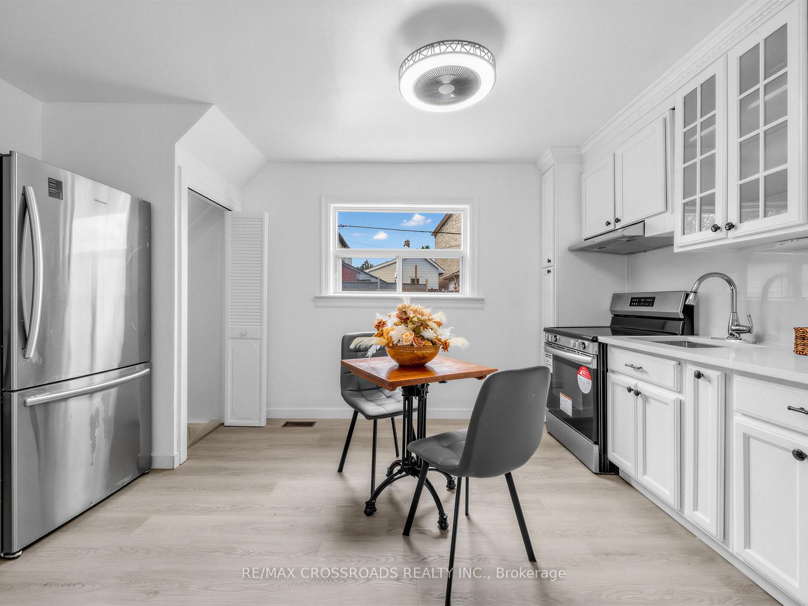 Photo 12 of 80 Gray Avenue, Toronto, Rockcliffe-Smythe — HOMEH