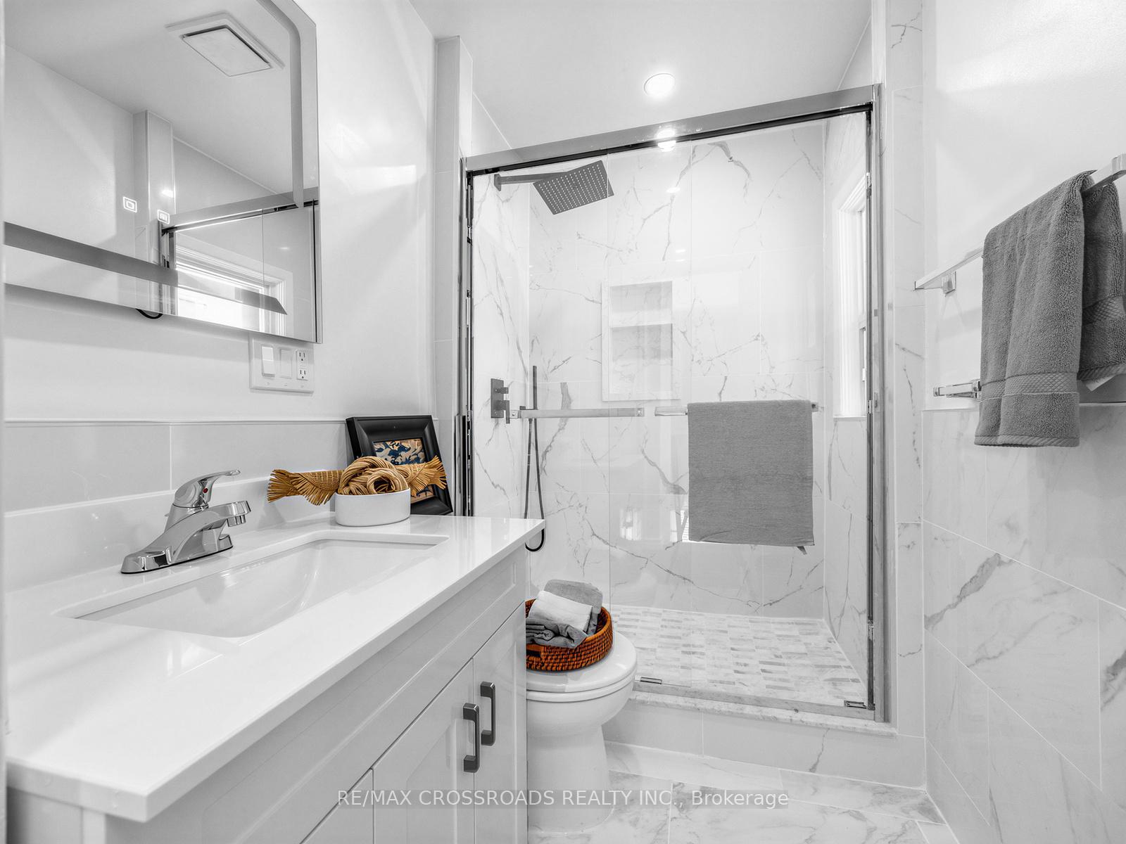 Photo 15 of 80 Gray Avenue, Toronto, Rockcliffe-Smythe — HOMEH