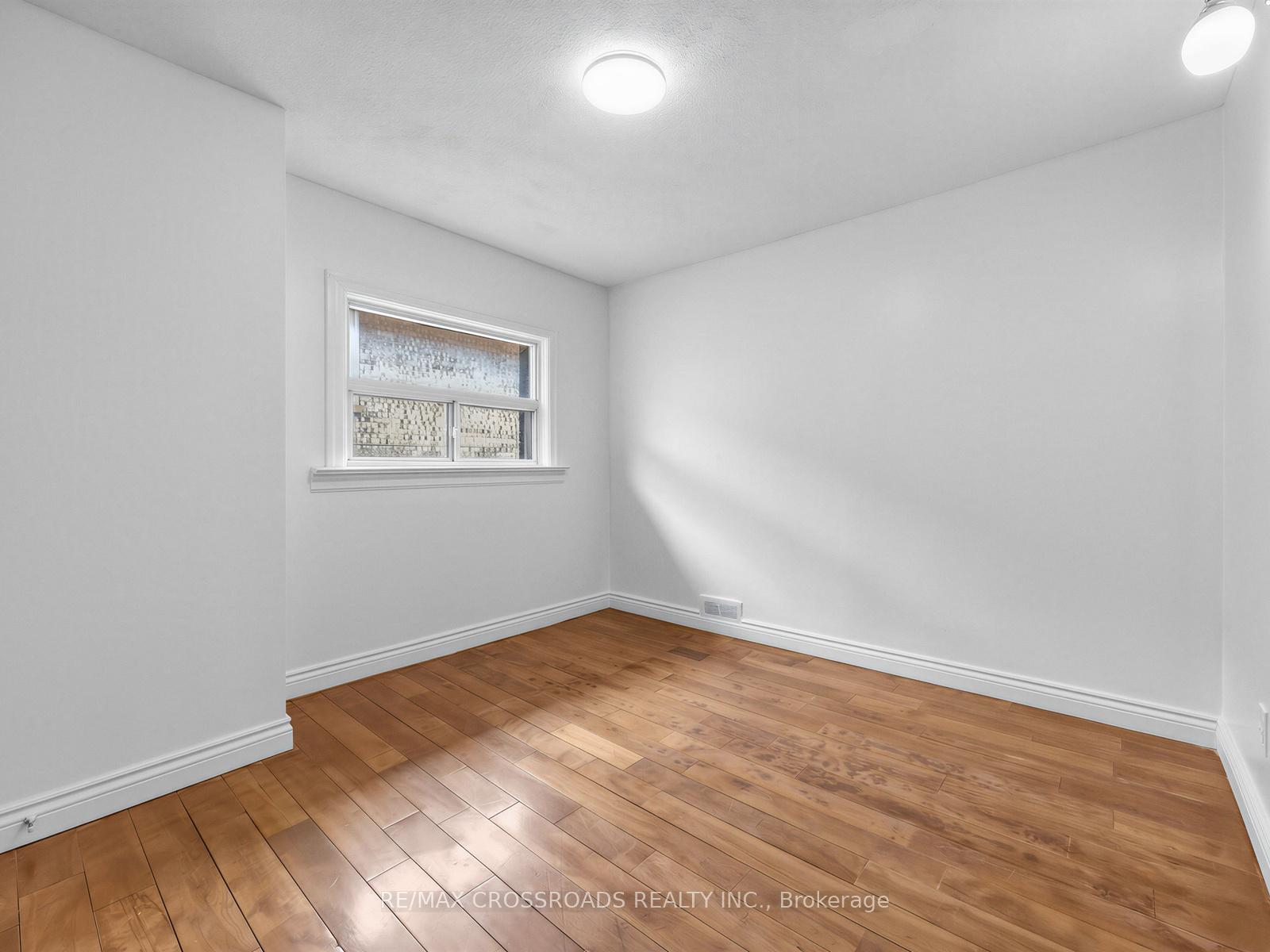 Photo 19 of 80 Gray Avenue, Toronto, Rockcliffe-Smythe — HOMEH
