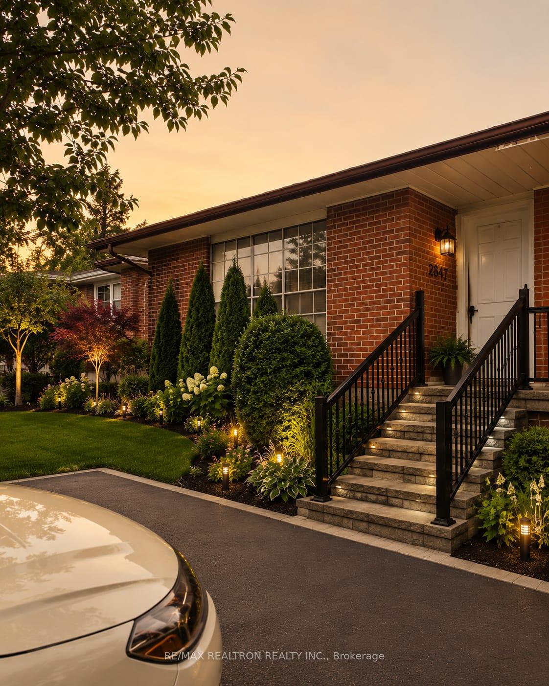 Front of 439 Wilson Road N