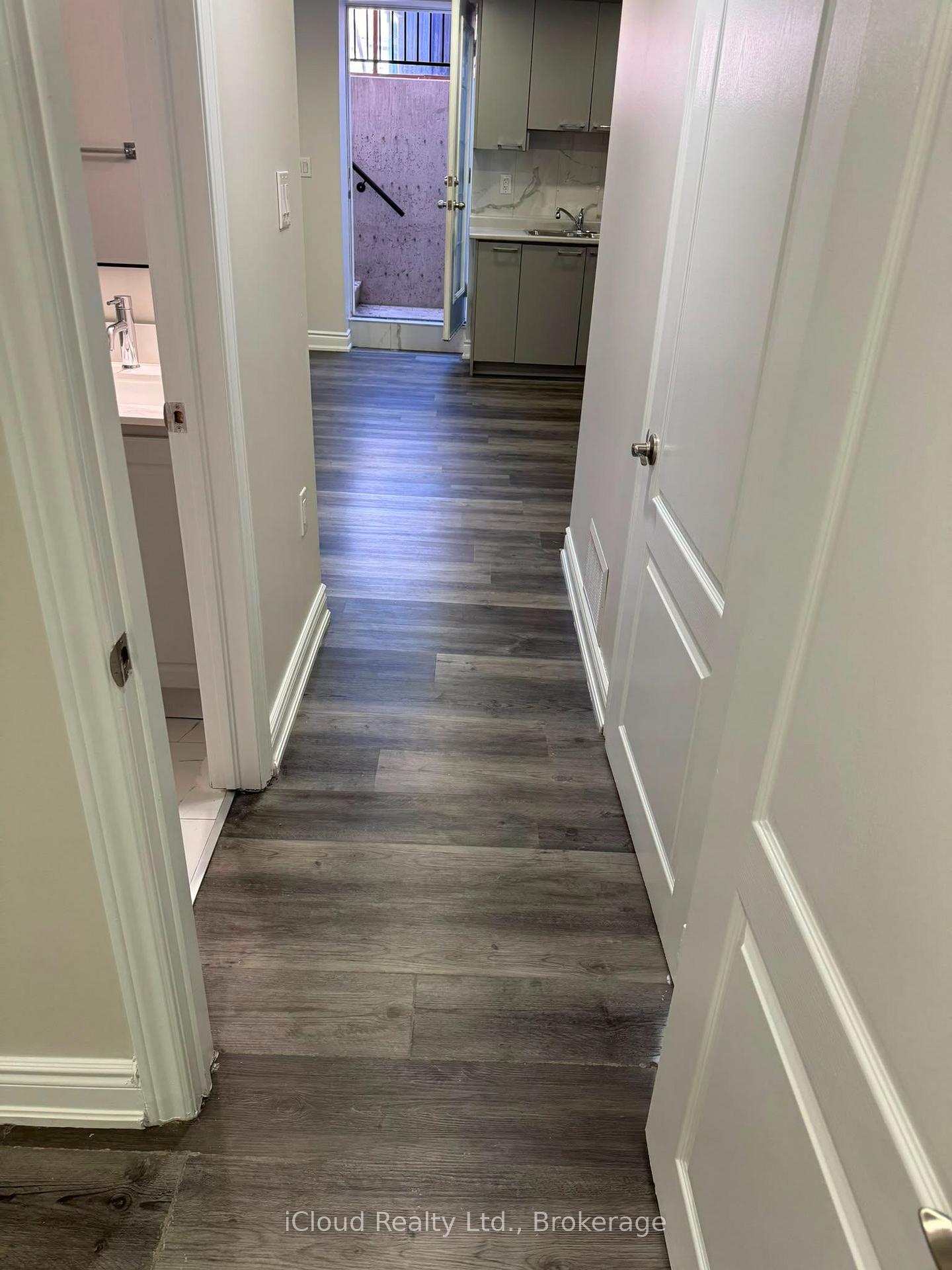 Photo 6 of 35 Velvet Grass Lane, Brampton, Sandringham-Wellington — HOMEH