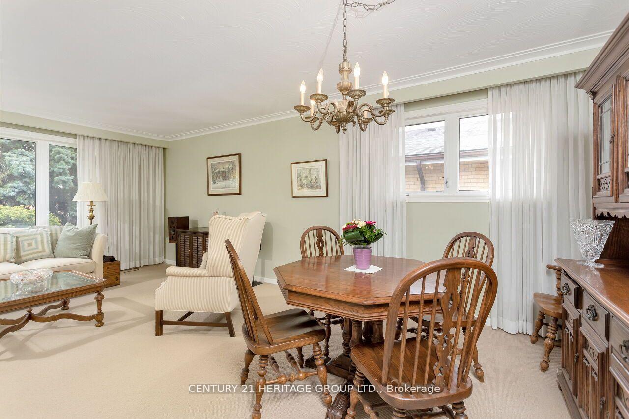 Photo 10 of 46 Marathon Crescent, North York, Newtonbrook West — HOMEH