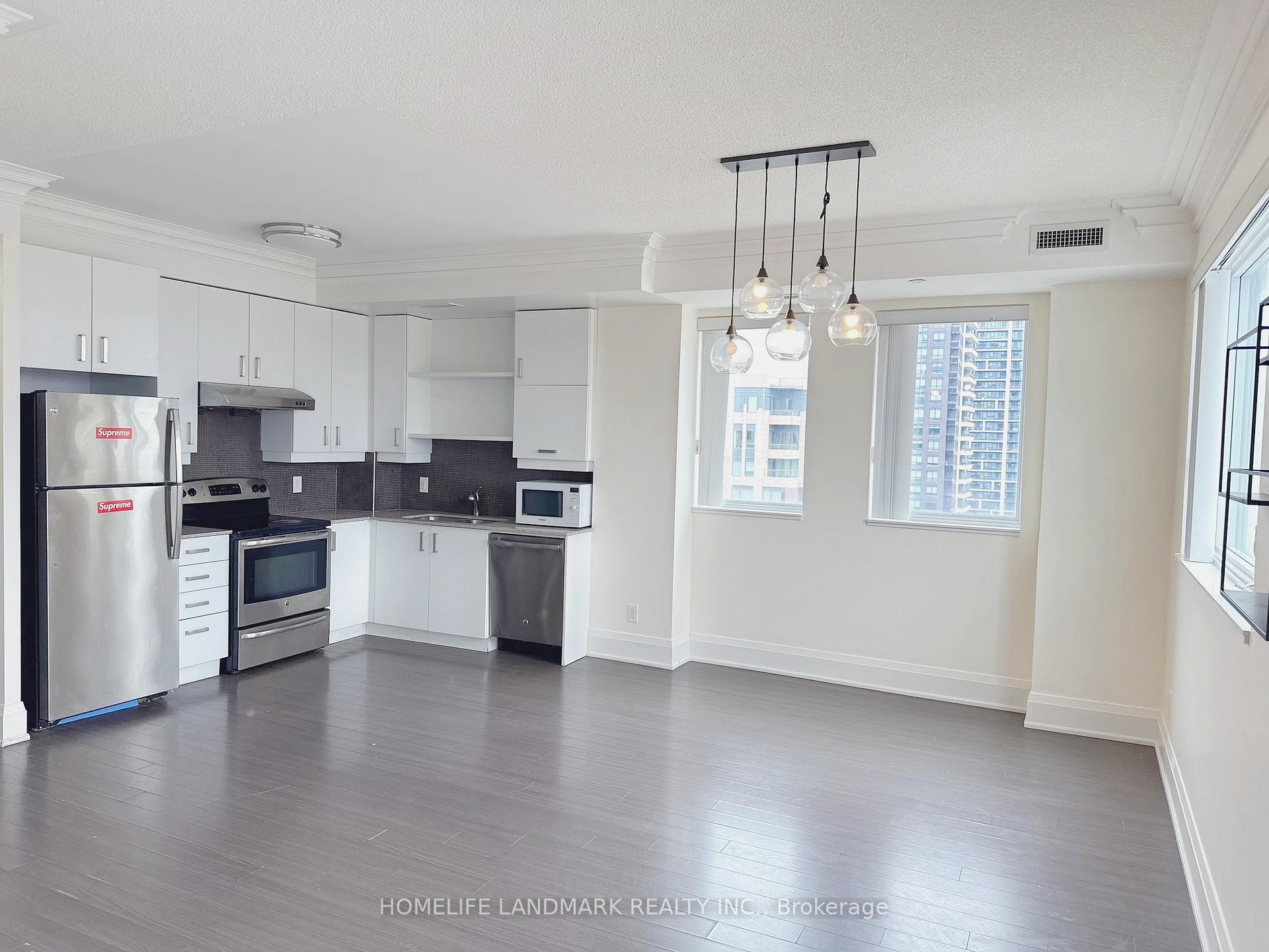 Photo 4 of Unit Rg5, 1 Uptown Drive, Markham, Unionville — HOMEH