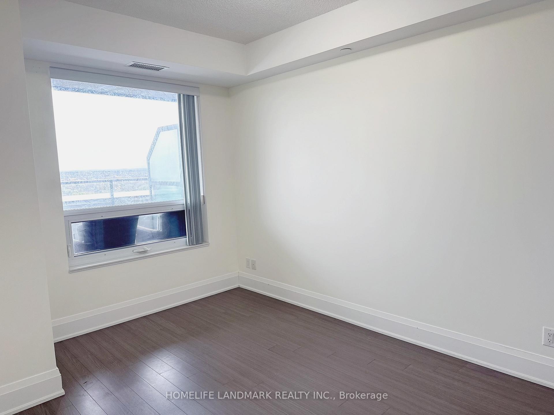Photo 7 of Unit Rg5, 1 Uptown Drive, Markham, Unionville — HOMEH