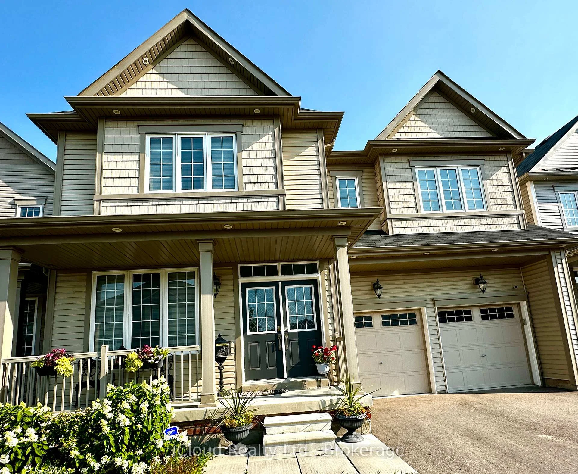 Photo 3 of 56 Esther Crescent, Thorold, Hurricane/Merrittville — HOMEH