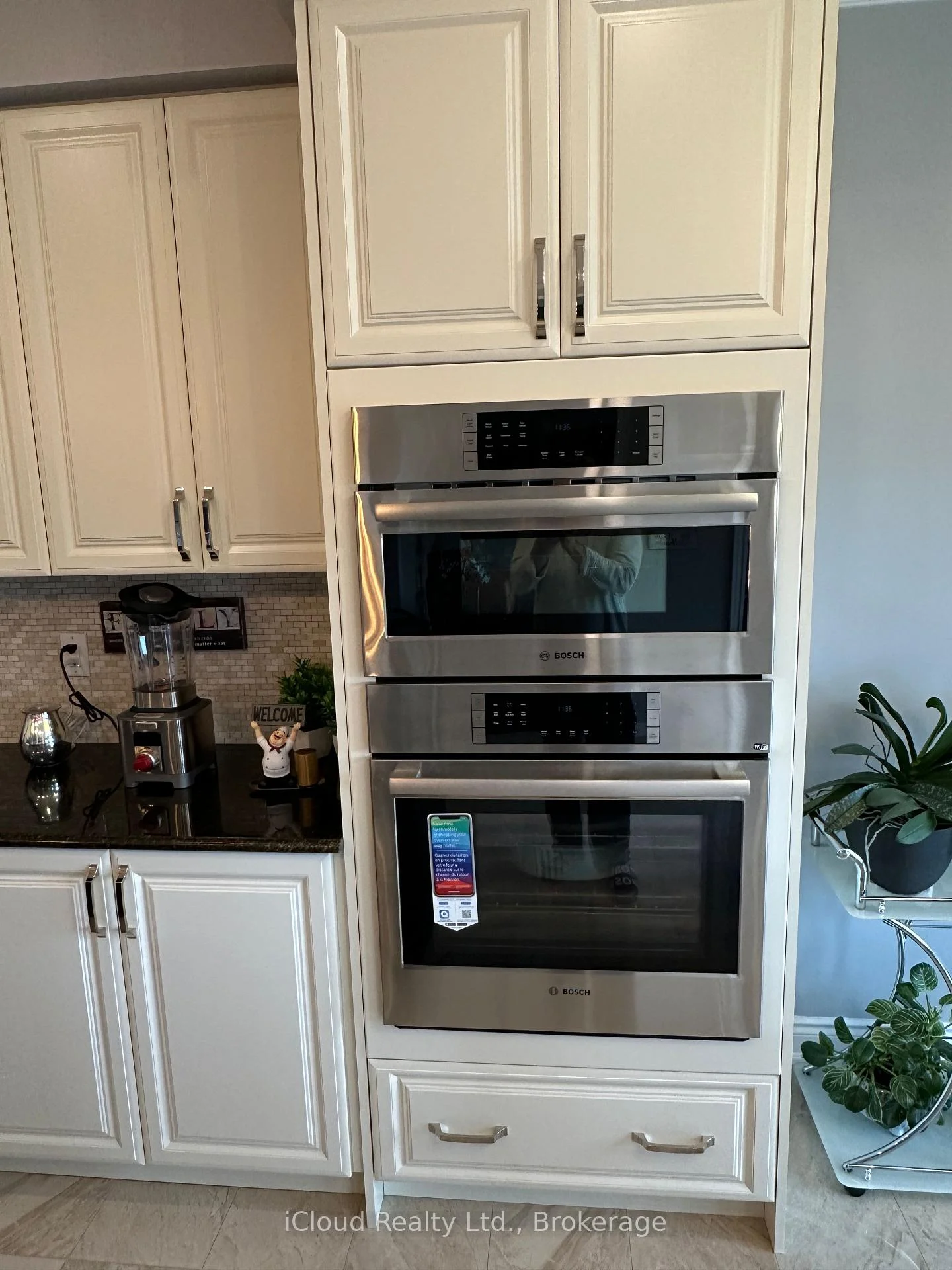Photo 12 of 56 Esther Crescent, Thorold, Hurricane/Merrittville — HOMEH