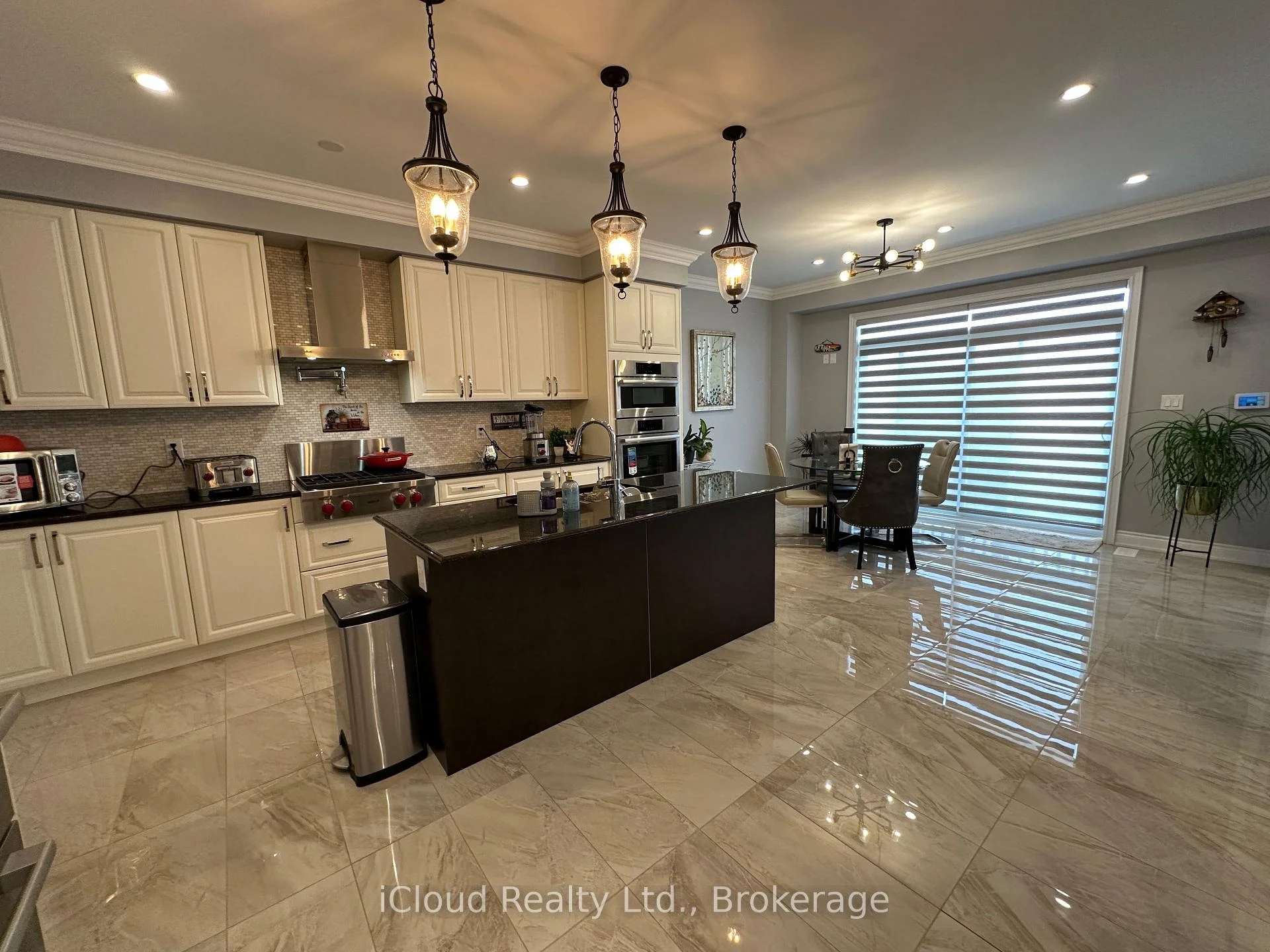 Photo 81 of 56 Esther Crescent, Thorold, Hurricane/Merrittville — HOMEH
