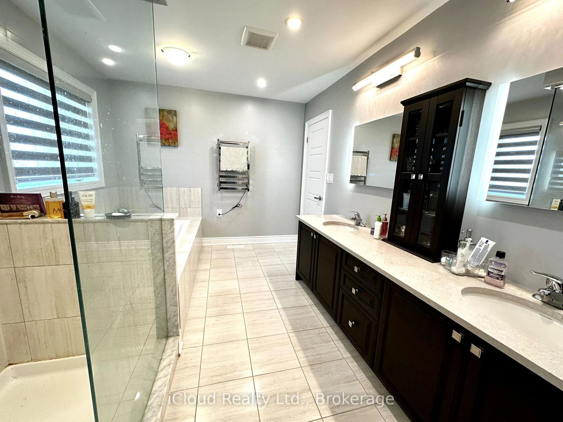 Photo 86 of 56 Esther Crescent, Thorold, Hurricane/Merrittville — HOMEH