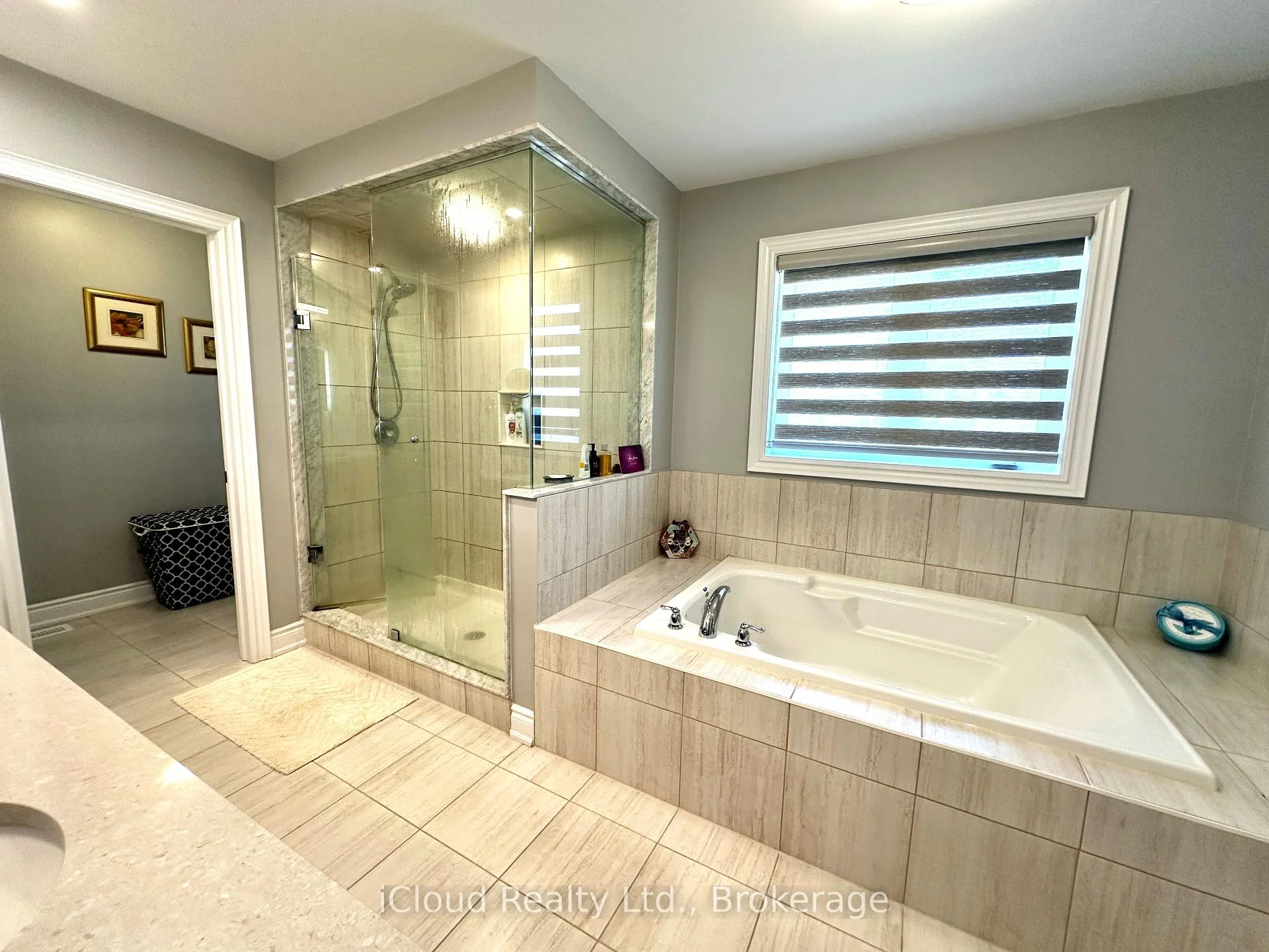 Photo 89 of 56 Esther Crescent, Thorold, Hurricane/Merrittville — HOMEH
