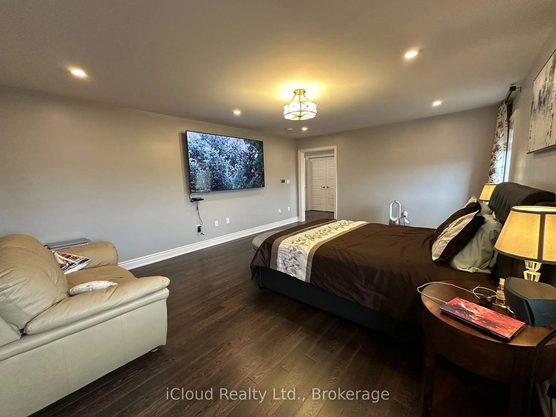 Photo 95 of 56 Esther Crescent, Thorold, Hurricane/Merrittville — HOMEH