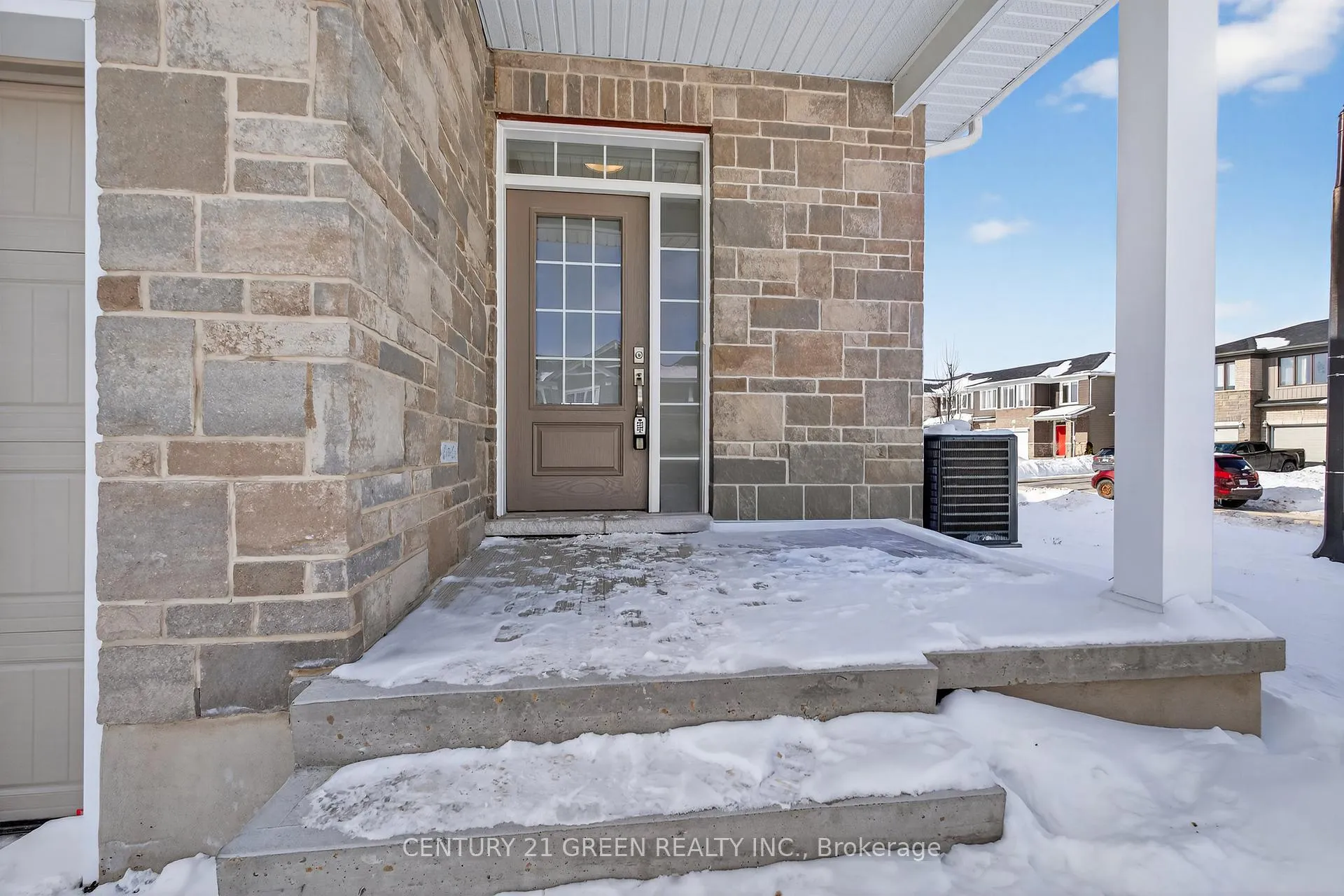 Photo 3 of 353 Buckthorn Drive, Kingston, City Northwest — HOMEH