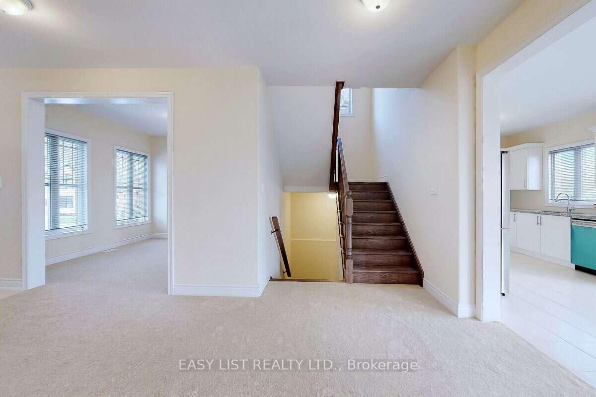 Photo 10 of 3149 Monarch Drive, Orillia — HOMEH