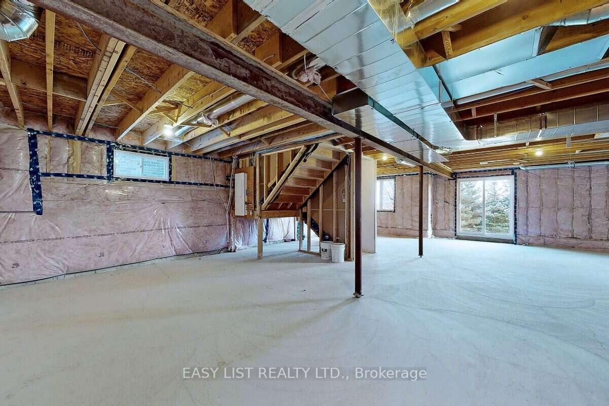 Photo 23 of 3149 Monarch Drive, Orillia — HOMEH