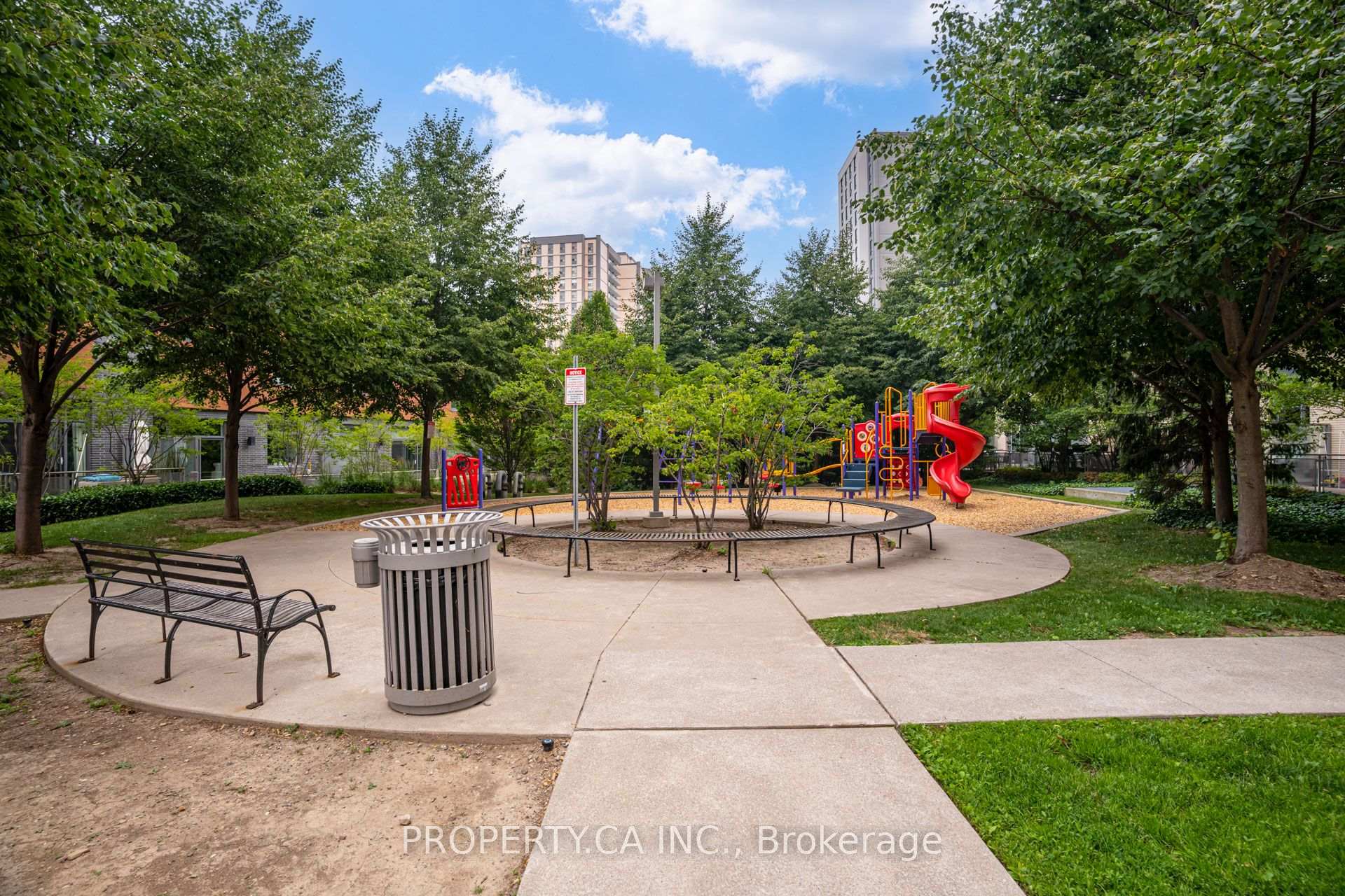 Photo 3 of Unit 1107, 62 Forest Manor Road, North York, Henry Farm — HOMEH