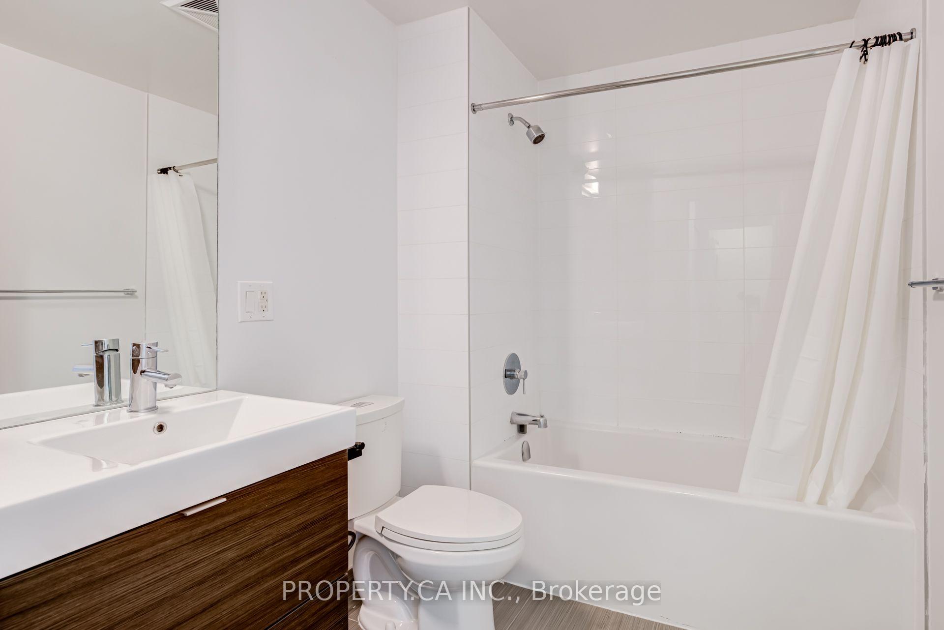 Photo 10 of Unit 1107, 62 Forest Manor Road, North York, Henry Farm — HOMEH