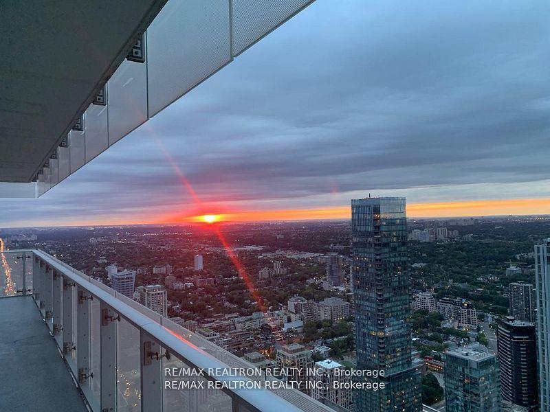 Photo 41 of Unit 6010, 1 Bloor Street E, Toronto, Church-Yonge Corridor — HOMEH