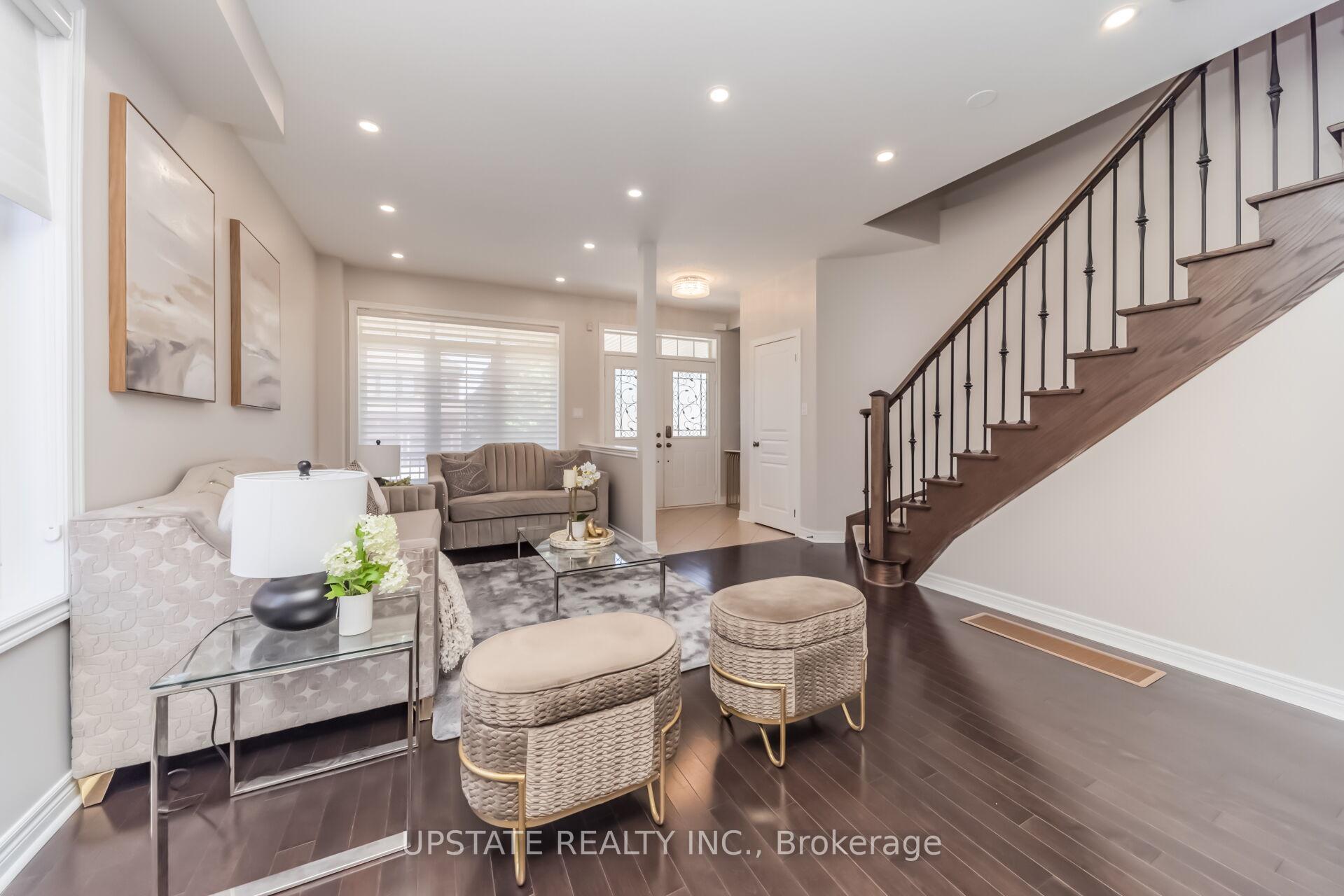 Photo 6 of 150 Lloyd Sanderson Drive, Brampton, Credit Valley — HOMEH