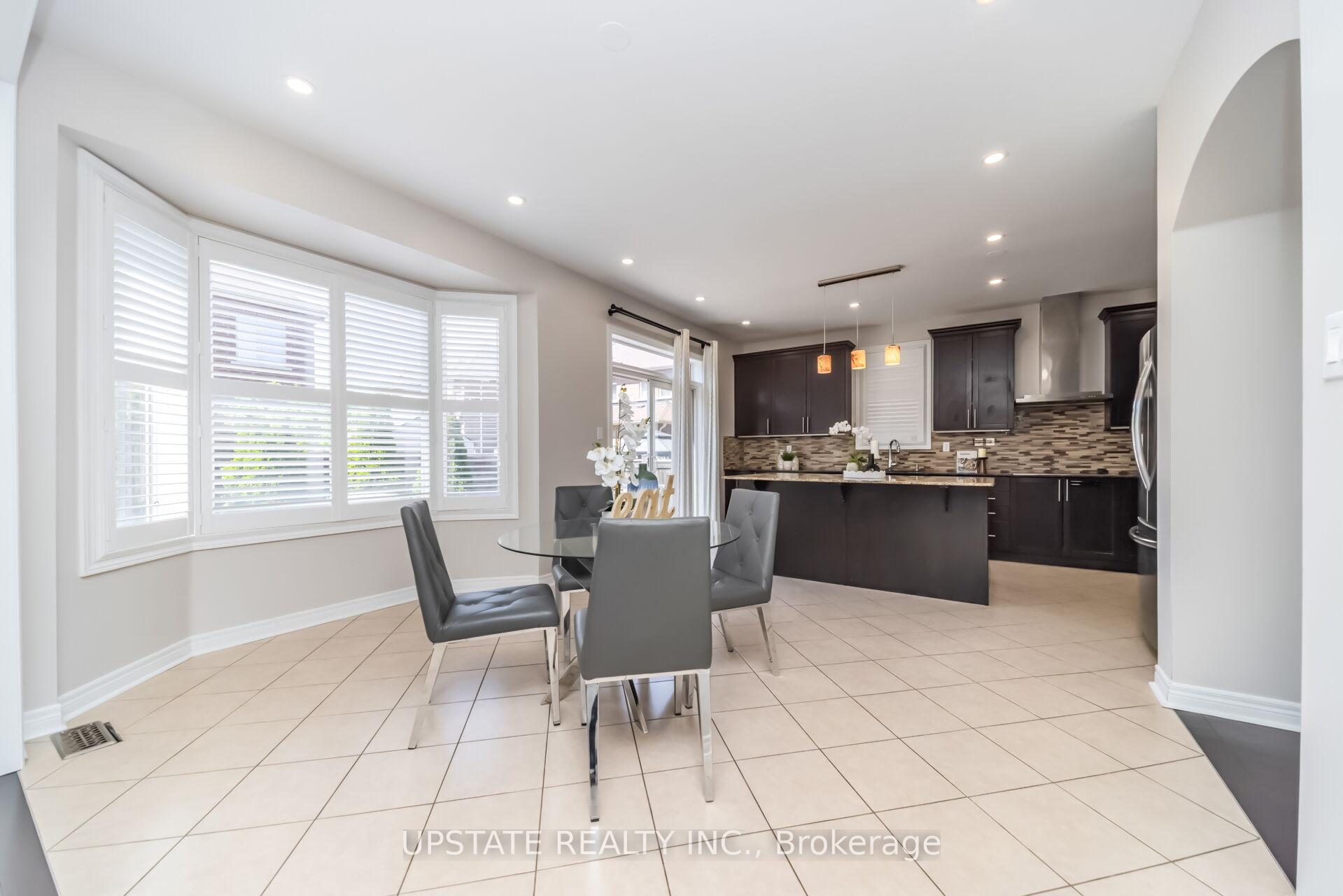 Photo 10 of 150 Lloyd Sanderson Drive, Brampton, Credit Valley — HOMEH