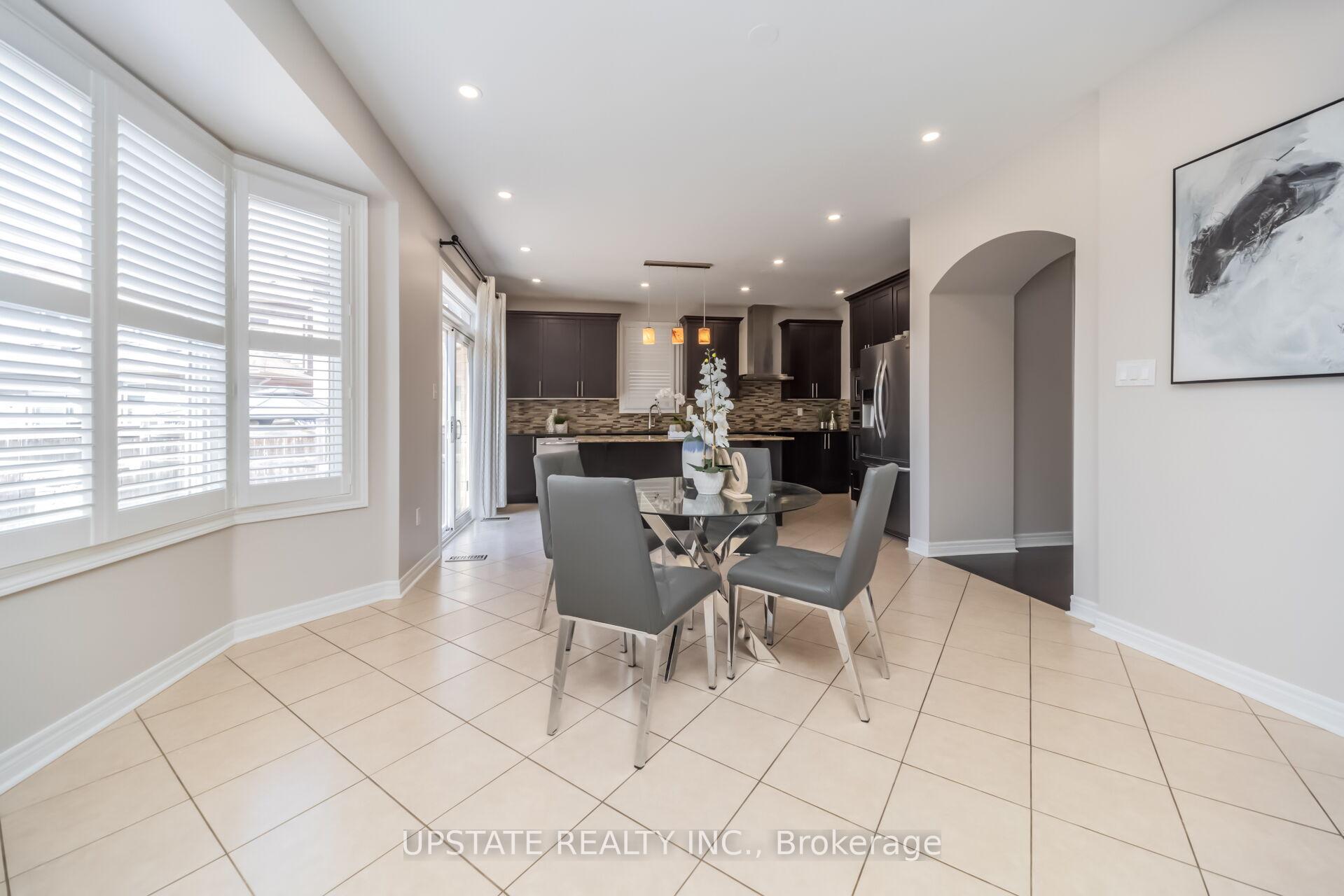 Photo 11 of 150 Lloyd Sanderson Drive, Brampton, Credit Valley — HOMEH