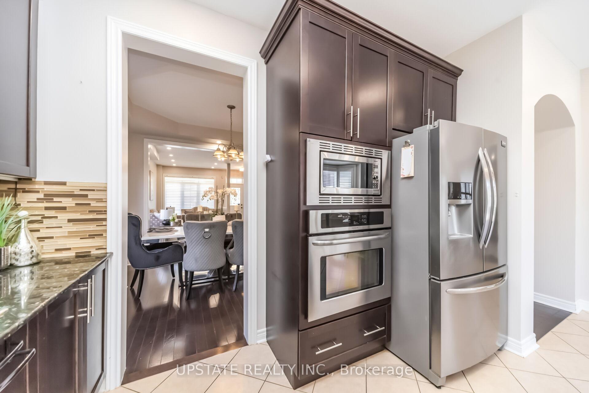 Photo 15 of 150 Lloyd Sanderson Drive, Brampton, Credit Valley — HOMEH