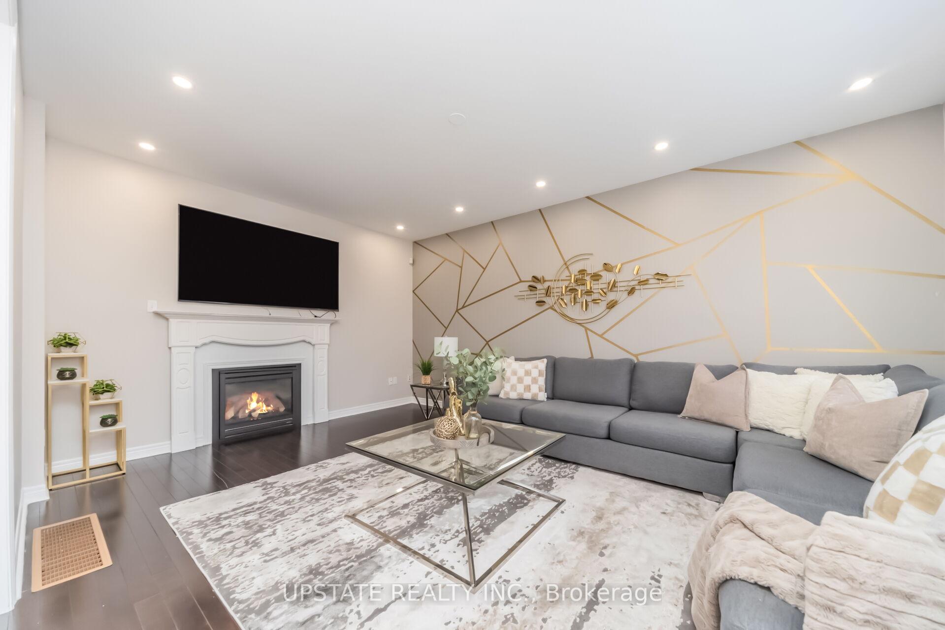 Photo 19 of 150 Lloyd Sanderson Drive, Brampton, Credit Valley — HOMEH