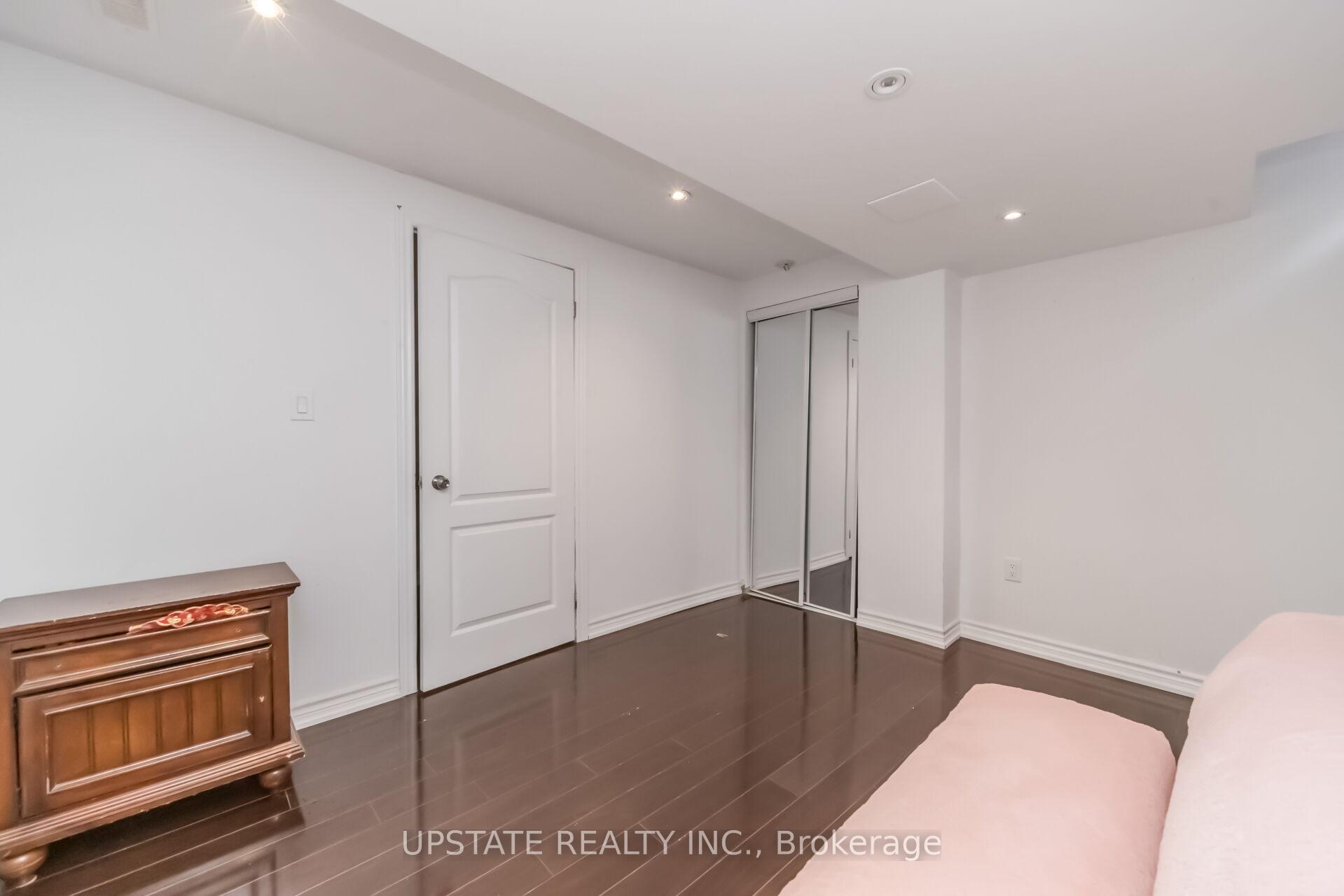Photo 38 of 150 Lloyd Sanderson Drive, Brampton, Credit Valley — HOMEH