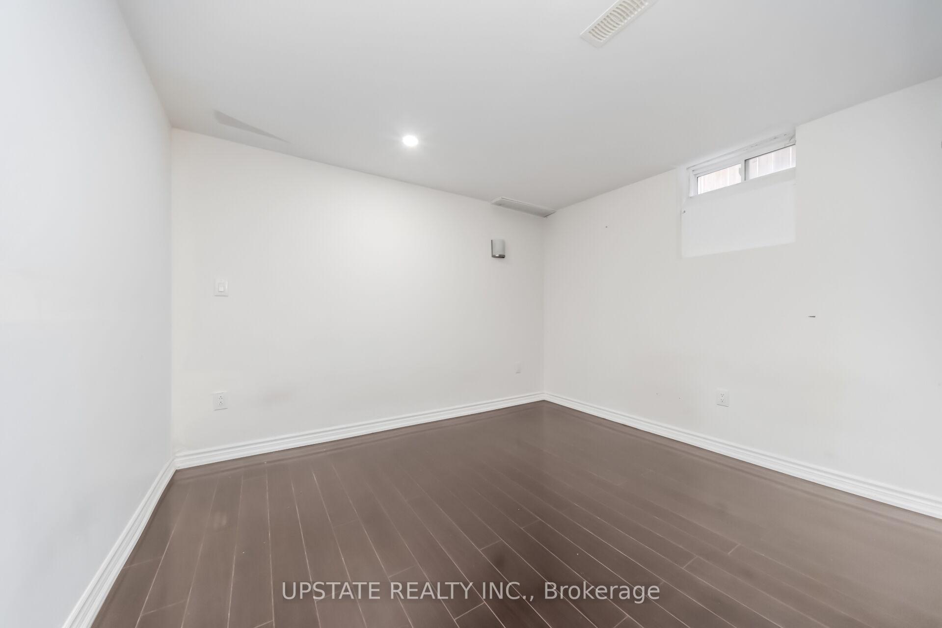 Photo 42 of 150 Lloyd Sanderson Drive, Brampton, Credit Valley — HOMEH