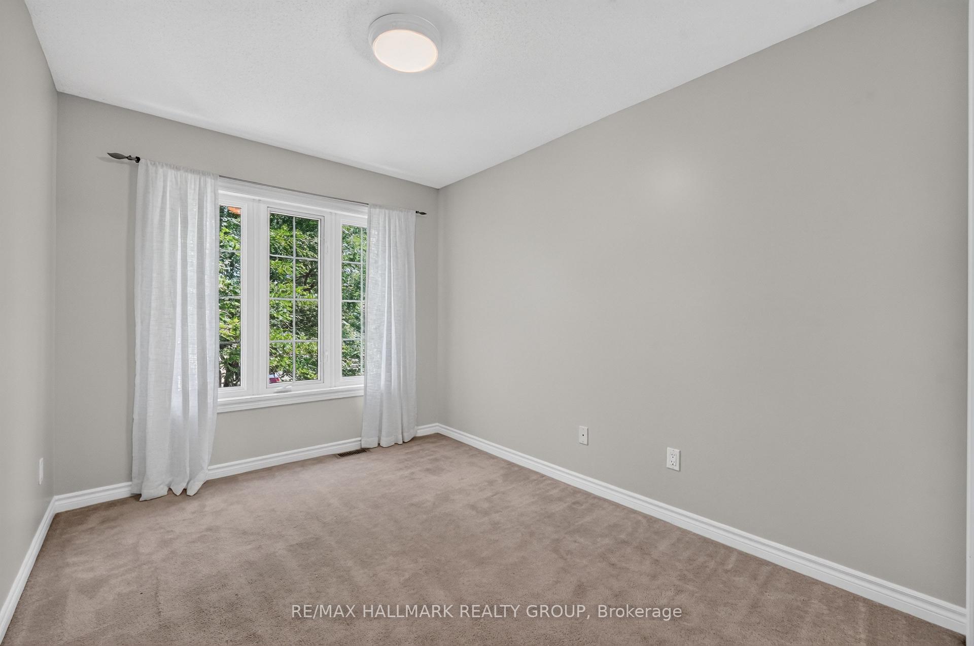 Photo 25 of 2028 Melette Crescent, Ottawa, Avalon East — HOMEH