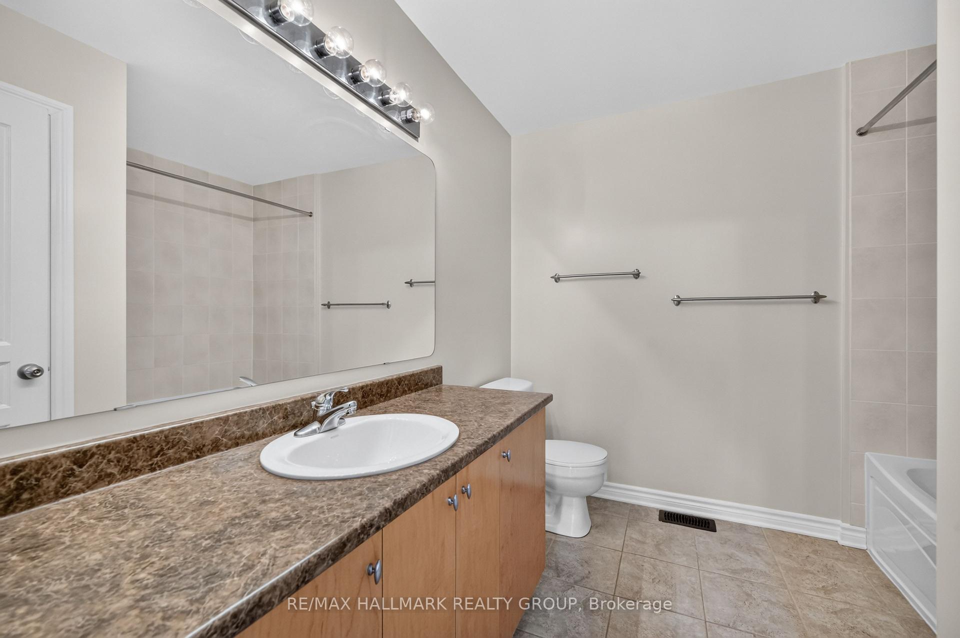 Photo 27 of 2028 Melette Crescent, Ottawa, Avalon East — HOMEH