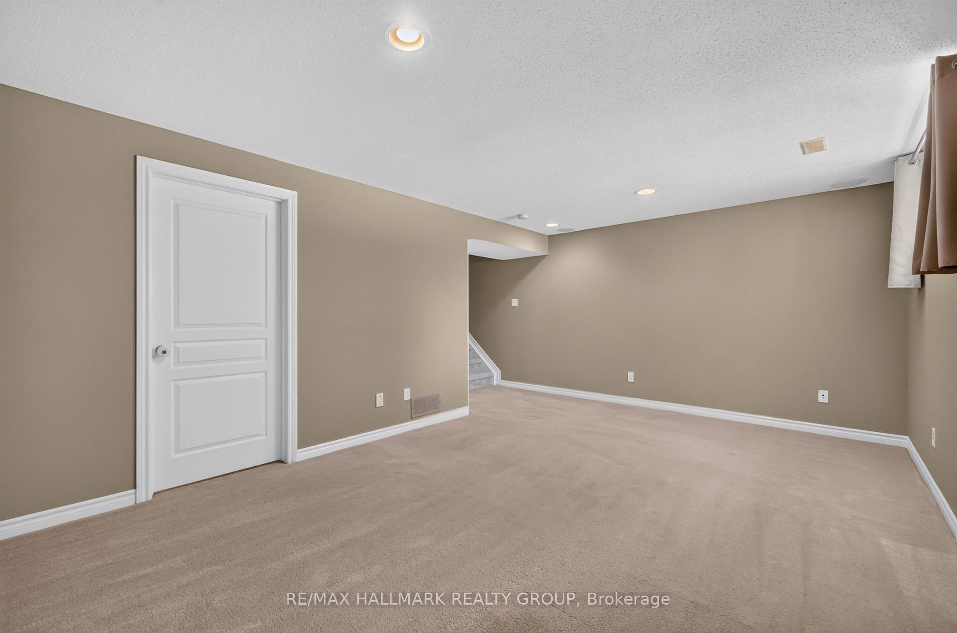Photo 31 of 2028 Melette Crescent, Ottawa, Avalon East — HOMEH