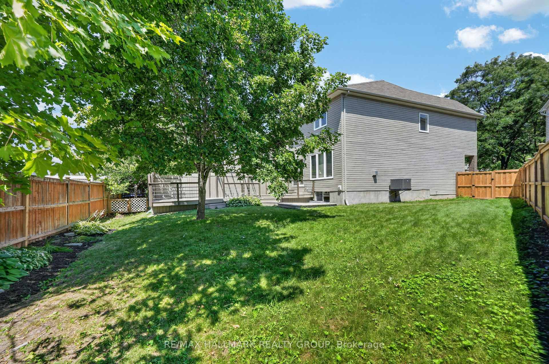 Photo 34 of 2028 Melette Crescent, Ottawa, Avalon East — HOMEH