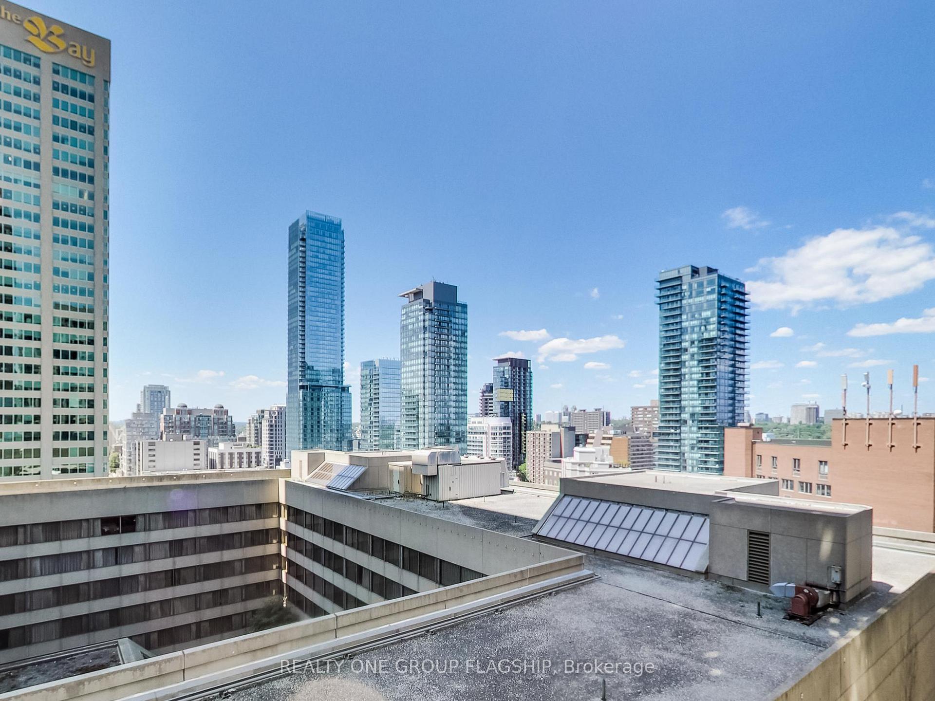 Photo 16 of Unit 2013, 8 Park Road, Toronto, Rosedale-Moore Park — HOMEH