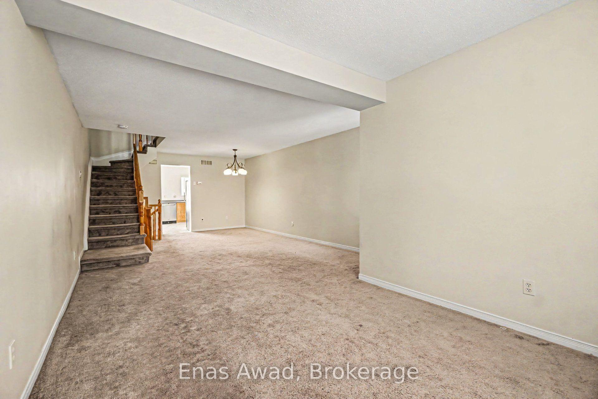 Photo 4 of 7 Rothbury Crescent, Ottawa, CFB Rockcliffe and Area — HOMEH