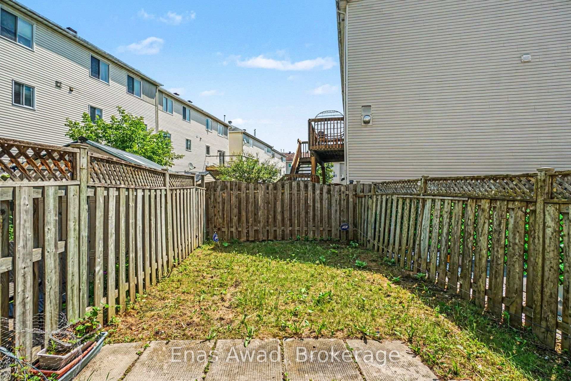 Photo 13 of 7 Rothbury Crescent, Ottawa, CFB Rockcliffe and Area — HOMEH