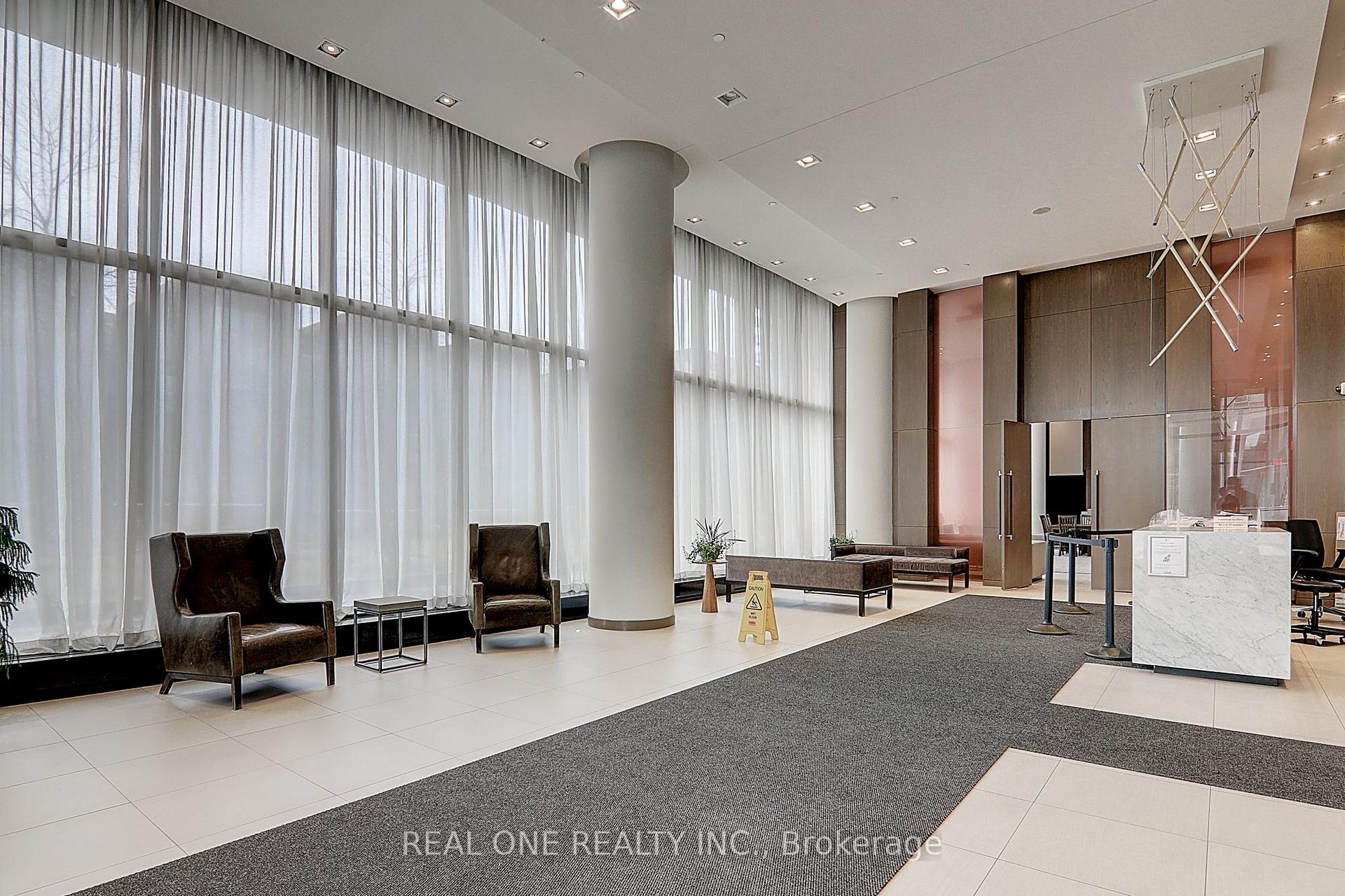 Photo 3 of Unit 1501, 121 Mcmahon Drive, North York, Bayview Village — HOMEH