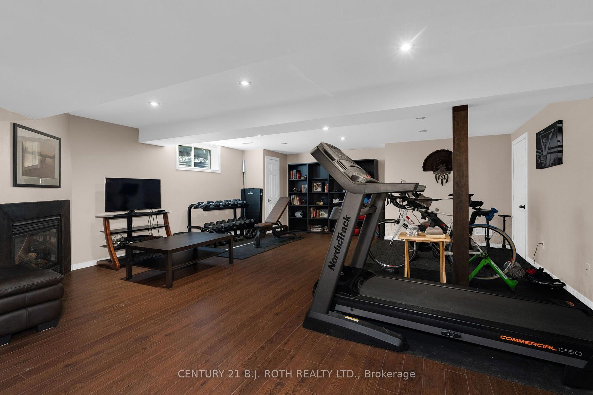 Photo 21 of 15 Corbett Street, Springwater, Elmvale — HOMEH