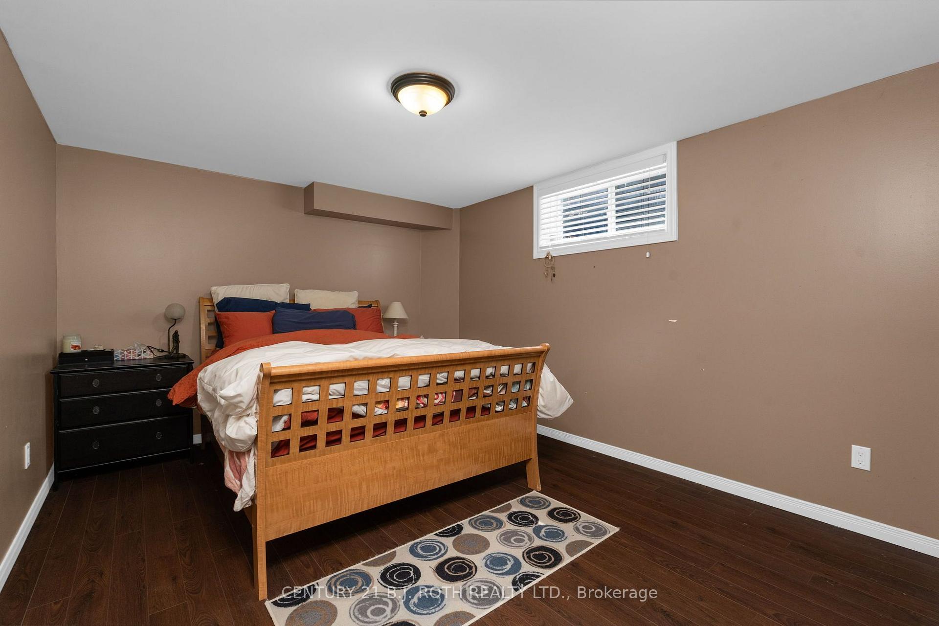 Photo 24 of 15 Corbett Street, Springwater, Elmvale — HOMEH